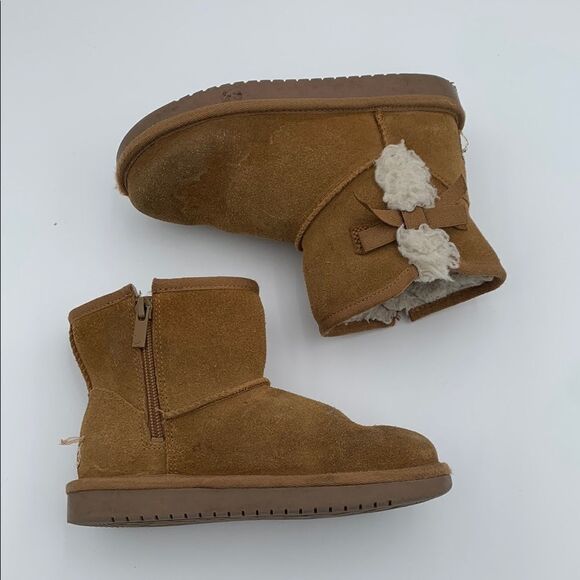 Koolaburra Brown Suede Boots with Bow Detail little girls size 13 - Picture 2 of 9
